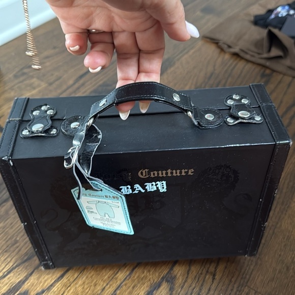 NIB Juicy Couture 3 Piece Set - Coveralls/Hat/Booties Gift Set - Picture 10 of 12